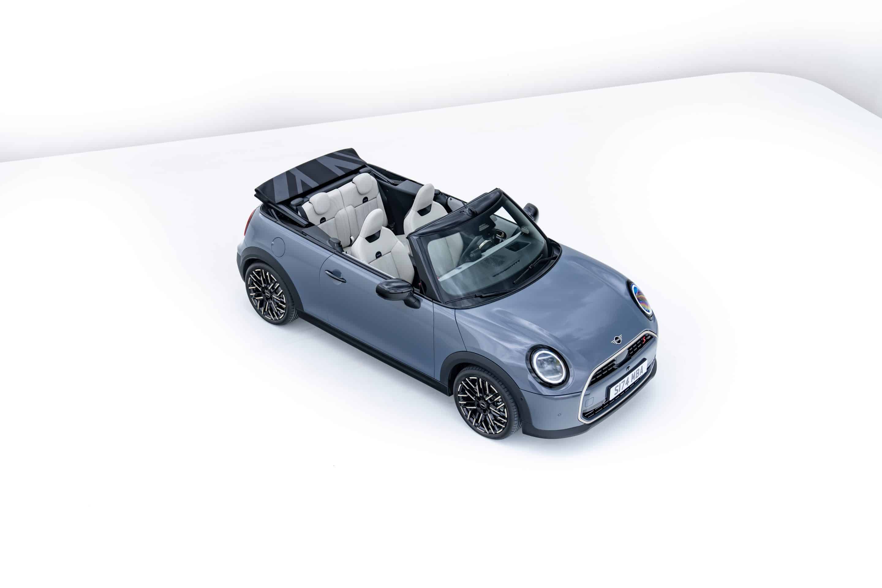 Always Open: Unverwechselbarer Fahrspaß im neuen Mini Cooper Cabrio