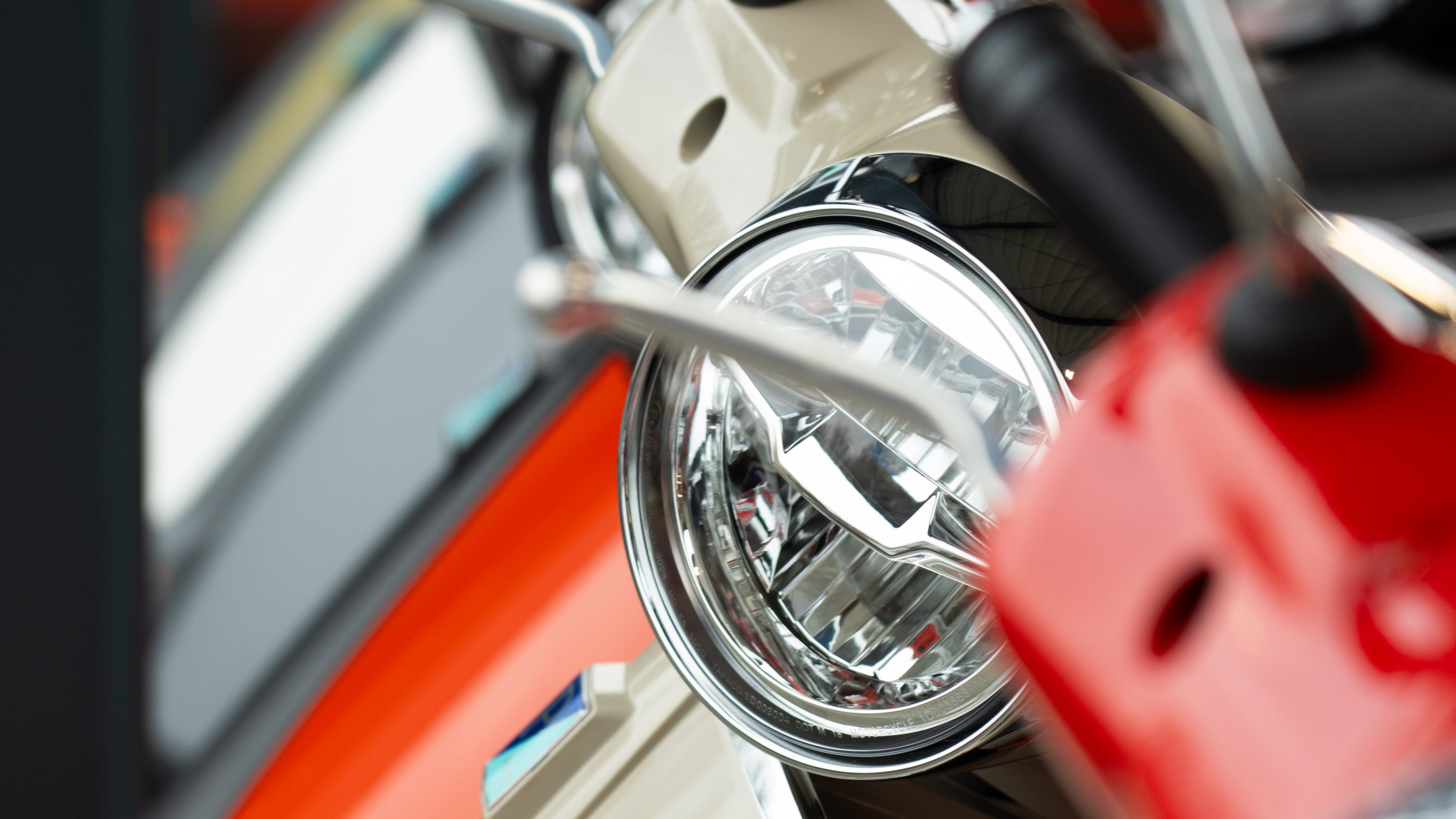 Das Autohaus Boomers feiert in Ahaus Vespa & Friends 2026